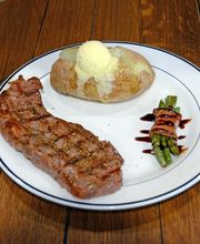 Danny's Irish Pub and Banquet Center image 4