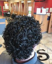 Fantastic Sams Cut & Color image 1