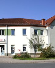 Aussenansicht der Adler-Apotheke