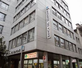 edificio-della-farmacia-sun-store-lugano-peri