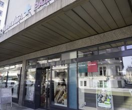 entrée-pharmacie-amavita-place-claparède