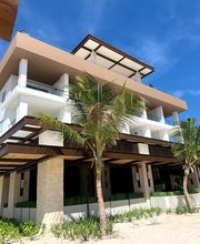 Magnified Vacations CruiseOne image 17