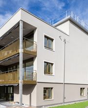 GRÜNECK im Dorf Bild 1