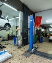 Renault Garage Charlemagne Agent image 2