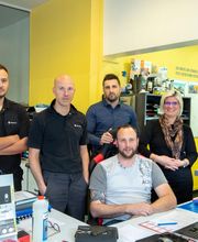 Renault Garage Charlemagne Agent image 3