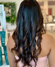 Salon Dulay - Mills 50 District image 3