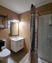 salle de bain Hôtel L'Etoile Aéroport-A61