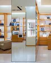 Louis Vuitton Genova immagine 5