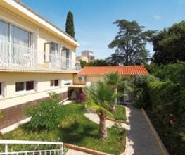 Hôtel La Croix De Malte image 4