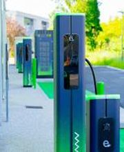 e-Totem Charging Station image 2