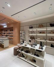 GUESS immagine 4