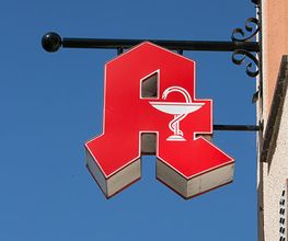 Aussenansicht der Schloß-Apotheke