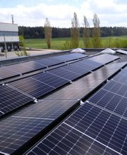 PV-Kraftwerk Dachinstallation für Unternehmen