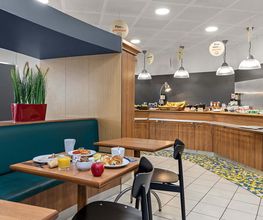 B&B HOTEL Rouen Centre Rive Droite image 11