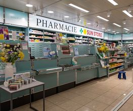 comptoir-de-caisse-pharmacie-sun-store-cossonay