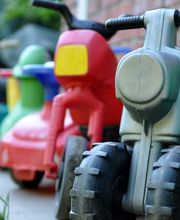 Verschiedene Fahrzeuge für den Außenbereich