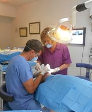 dra.-romera-izquierdo-clinica-dental-en-valladolid-1-g.jpg