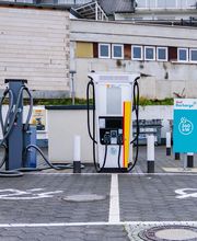 Shell Recharge Charging Station Bild 3