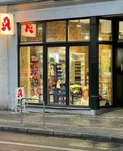 Aussenansicht der Sophien Apotheke