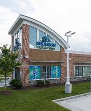 Get a car wash at Splash In located at 12441 Hull Street Rd N, Midlothian, VA! Don’t forget to grab some food inside at our cafe