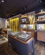 BREITLING BOUTIQUE CANNES image 4