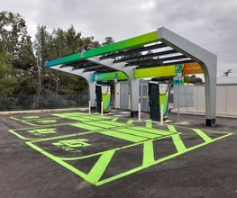 IPLANET Ricarica in sicurezza in modalità ultra fast per tutti i veicoli elettrici.