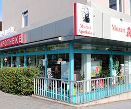 Aussenansicht der Mozart-Apotheke
