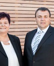 Unser erfahrenes Team begleitet Sie einfühlsam durch die Zeit der Trauer