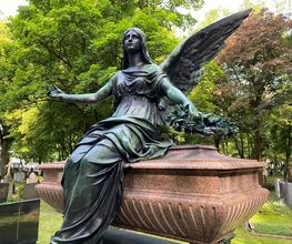 Kath. Friedhof an der Hermanstraße Bild 9