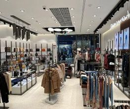 GUESS immagine 4