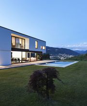 House Intelligence Bild 2