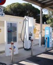 TotalEnergies Station de recharge image 14