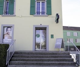 entrée-pharmacie-amavita-chavornay