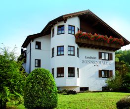 Landhotel Sonnenhalde Bild 1