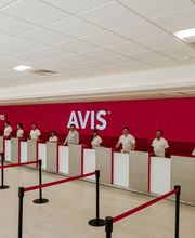 Avis renta de autos - Aeropuerto de Cancún