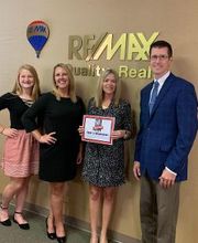 Frank Van Dresser Team: RE/MAX Quality Realty image 18