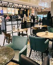 Junge Die Bäckerei. Bild 7