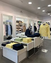 Overall View - In-Store