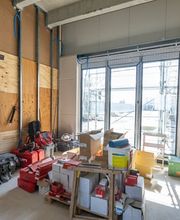 Trockenbau in der Region Baselland bis zur gesamten Nordwestschweiz. Wir decken ein breites Spektrum an Leistungen ab, darunter Trockenbauarbeiten, Renovierungen und Altbausanierungen.