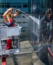 R. Cathomas Reinigungen AG Bild 9