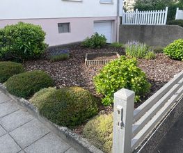 Lenhardts-Gartenpflege Bild 1