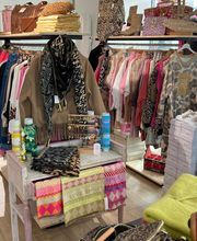 Les Bibiches Concept Store image 3