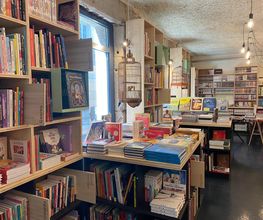 Librairie Les intrus image 3