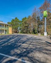 B&B HOTEL Brest Kergaradec Aéroport image 14