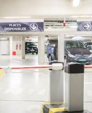 intérieur du parking Jean Bouin à Paris