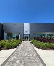Land Rover Novi main entrance