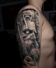 Bloody Dogs Tattoo & Piercing Siegburg Inh. Robert Pongrácz Bild 14