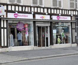 Abi Boutique image 5