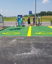 Shell Recharge Charging Station Bild 1