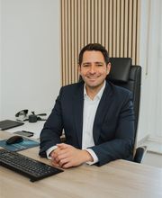 Mike Schmid - DBV Deutsche Beamtenversicherung Joepen & Schmid OHG in Mönchengladbach